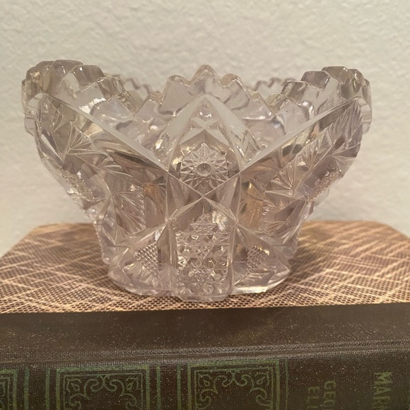 Antique American Cut Glass Bowl - Picture 1 of 10